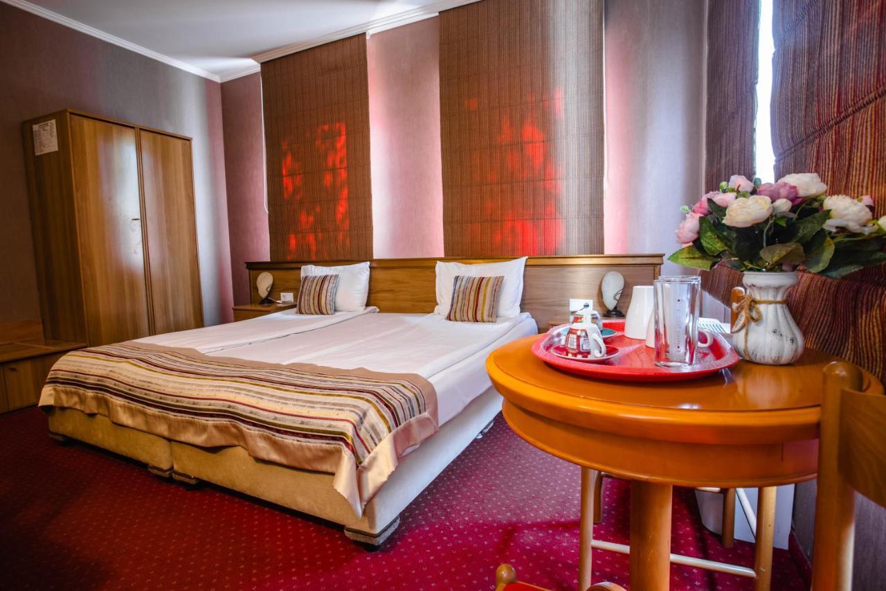 Hotel Alegro Велико-Тирново Екстер'єр фото