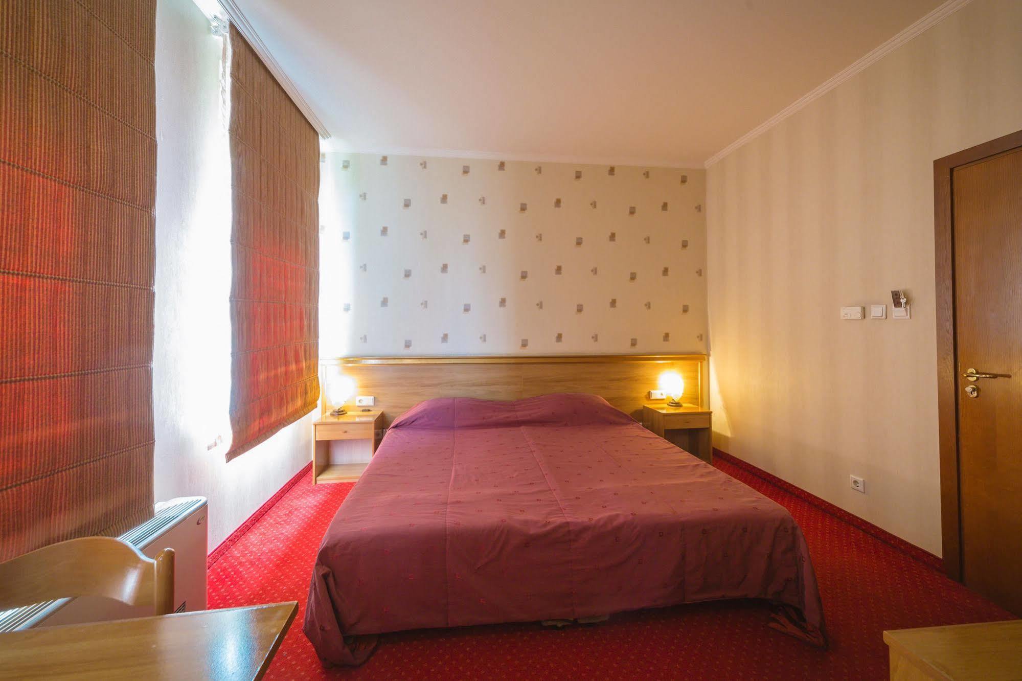 Hotel Alegro Велико-Тирново Екстер'єр фото